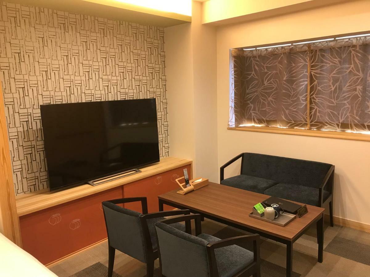 Hotel Yururito Осака Екстер'єр фото