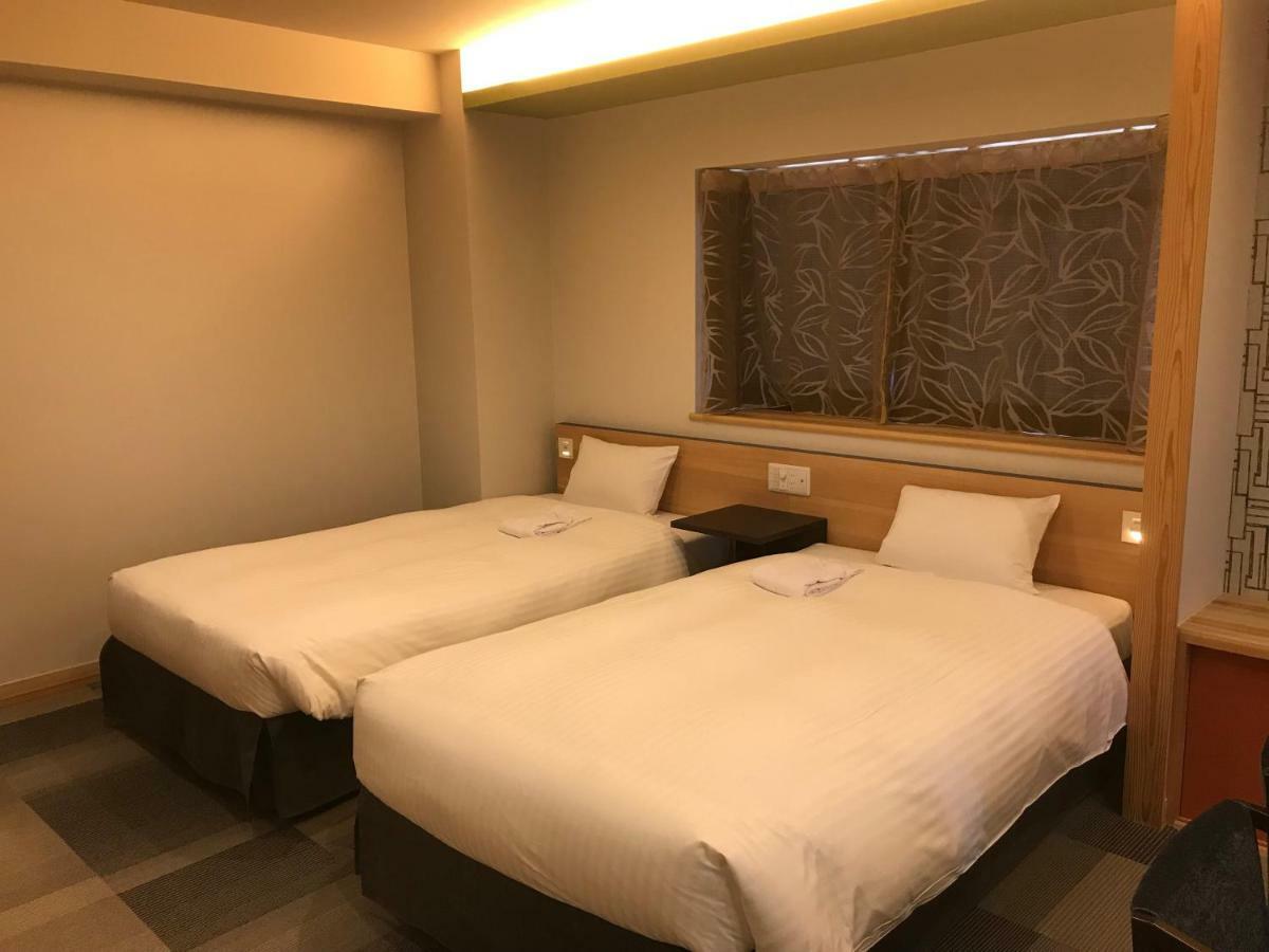 Hotel Yururito Осака Екстер'єр фото