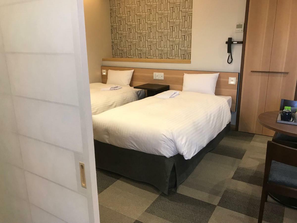Hotel Yururito Осака Екстер'єр фото